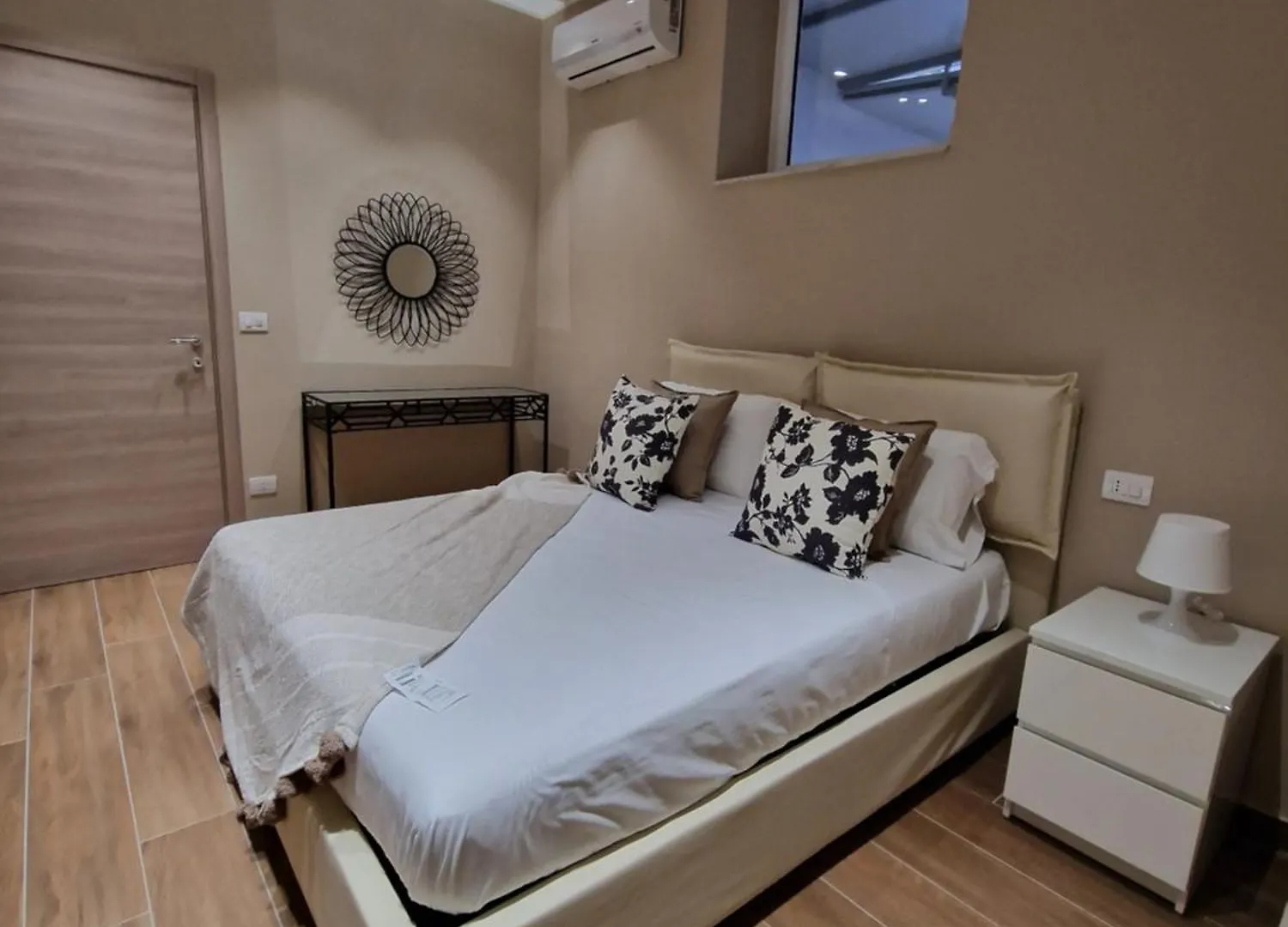 Piccole Donne Apartment Naples 0*,  Italy